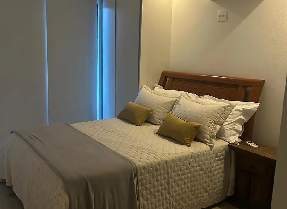 LINDA CASA EM CONDOMINIO de LUXO PERTO DA PRAINHA-1